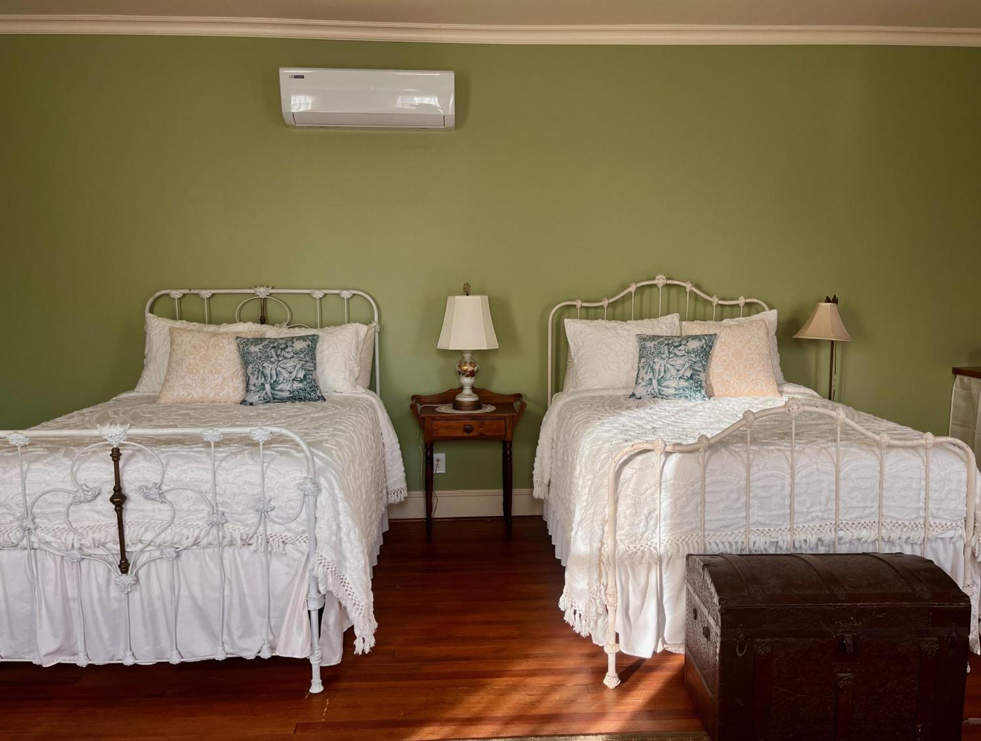 Tanglewood Inn Greenville Esterno foto